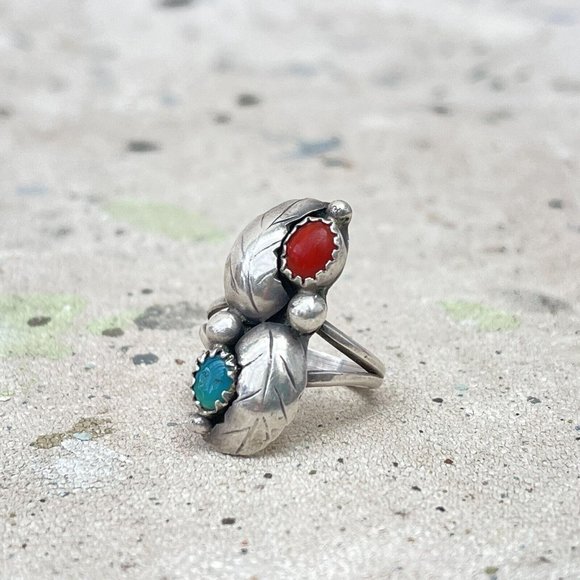 Vintage Navajo Sterling Silver Turquoise & Coral Leaf Ring 5.5 - Picture 3 of 5